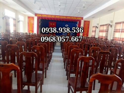 Thi công bàn ghế hội trường gỗ tự nhiên rẻ - đẹp