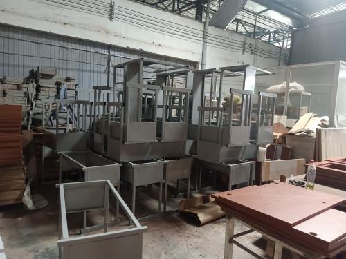 Những mẫu bàn ghế học sinh có mặt ghép nhôm được ưa chuộng