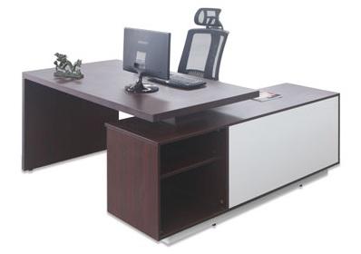 Bàn lãnh đạo BLD07