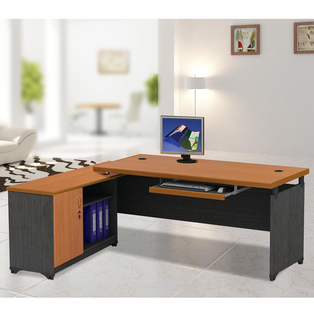 Bàn lãnh đạo NTP1880